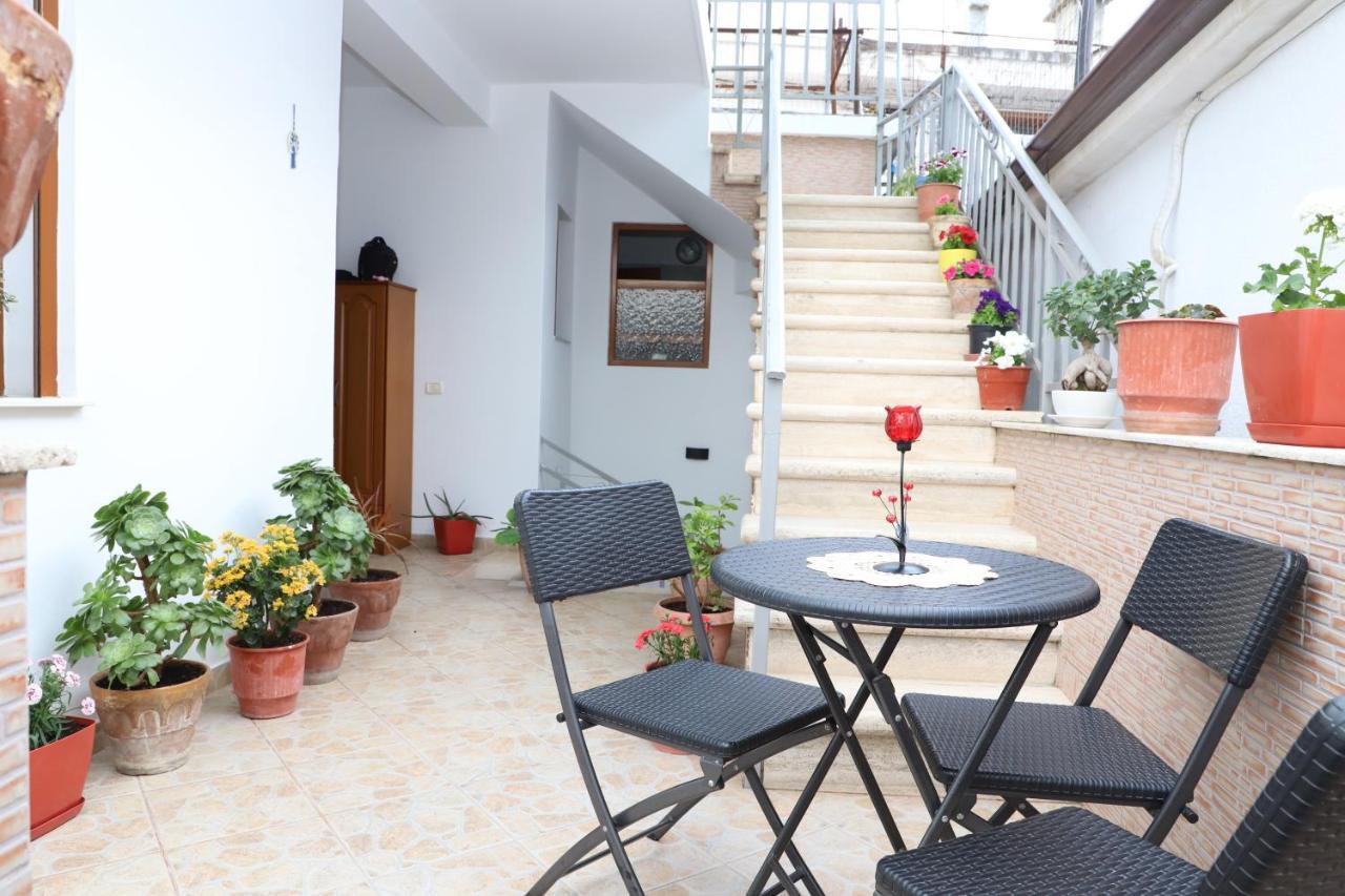 Downtown Apartment 2 Berat Exterior foto