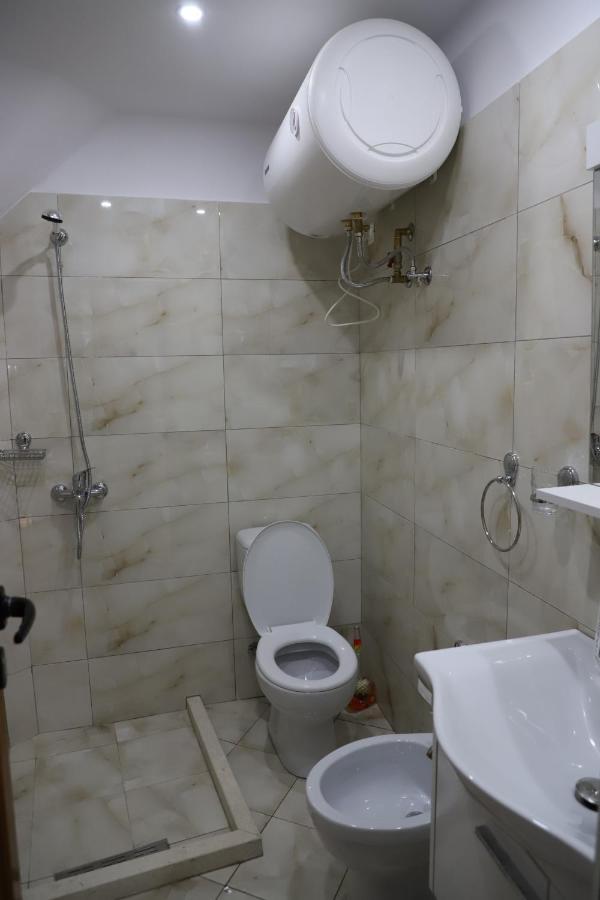 Downtown Apartment 2 Berat Exterior foto