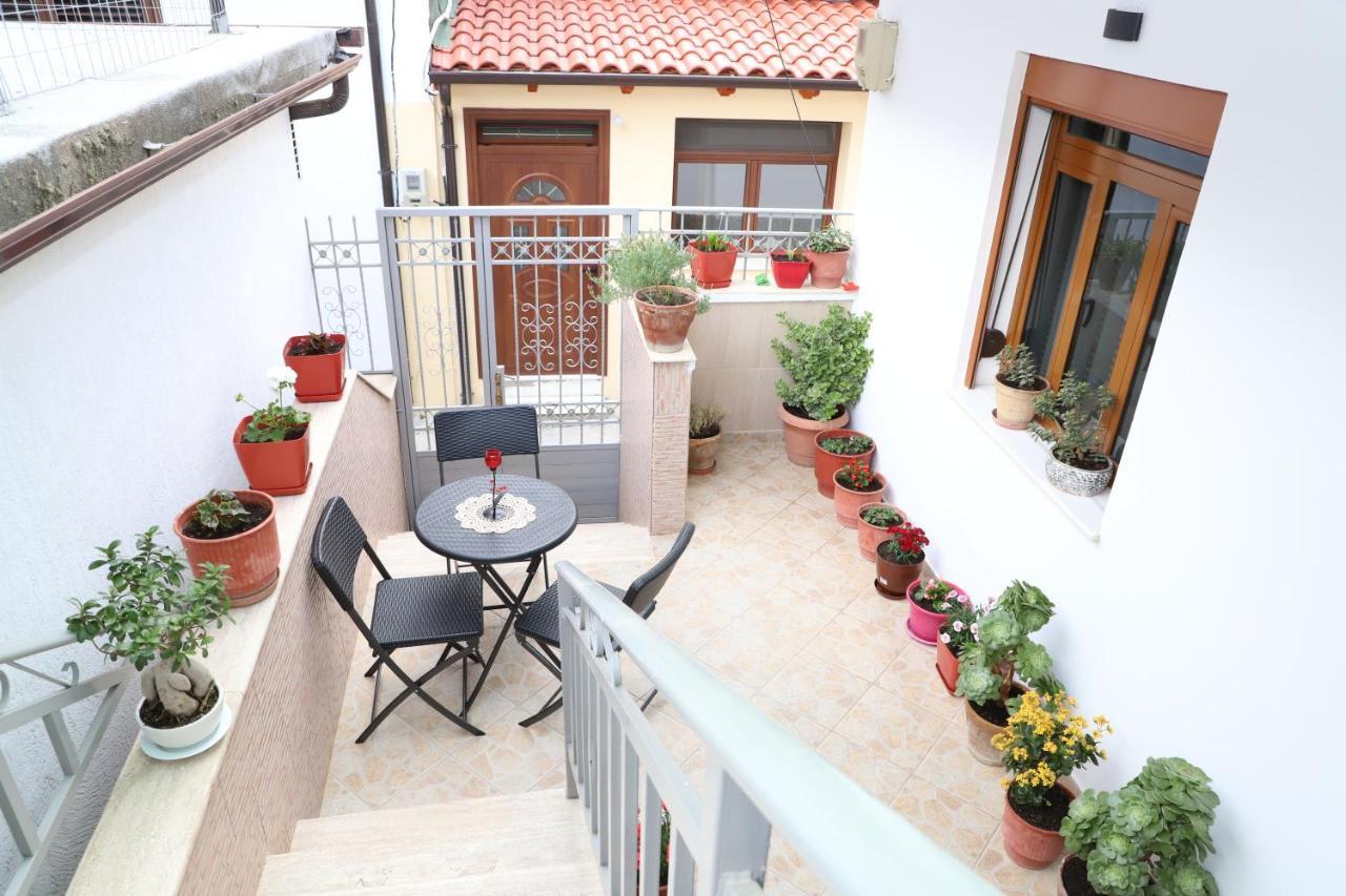 Downtown Apartment 2 Berat Exterior foto
